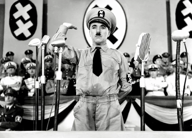 still-of-charles-chaplin-in-the-great-dictator-(1940)-large-picture.jpg