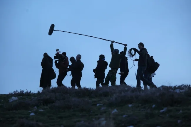 Les-Miserales-BTS-les-miserables-2012-movie-sound-recording.jpg