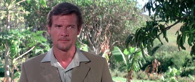Shout at the Devil Roger Moore.jpg