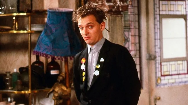 v2-rik-mayall-3.jpg