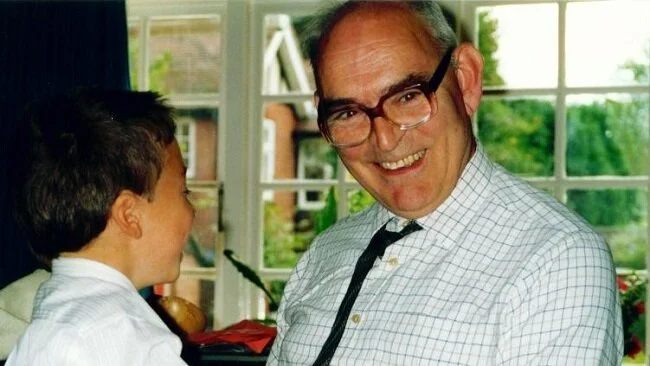 1097. BEN AND JOHN FARNBOROUGH 1993.jpg
