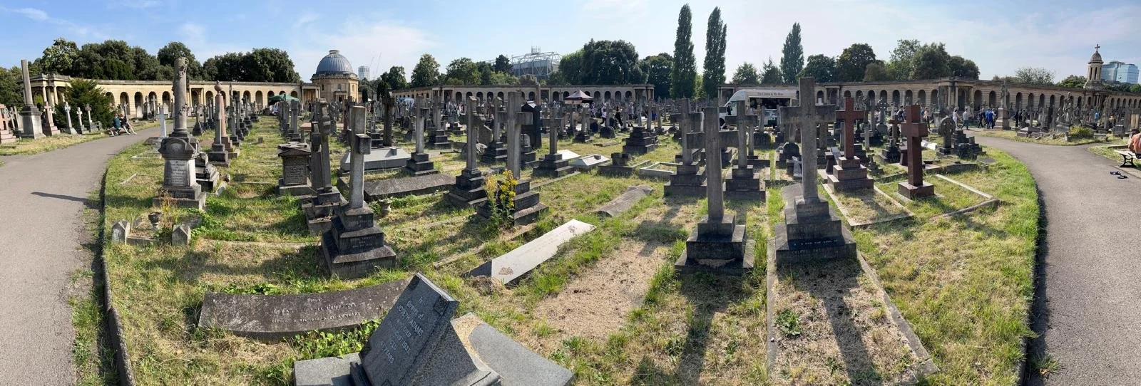 Brompton Cemetery (1).jpg