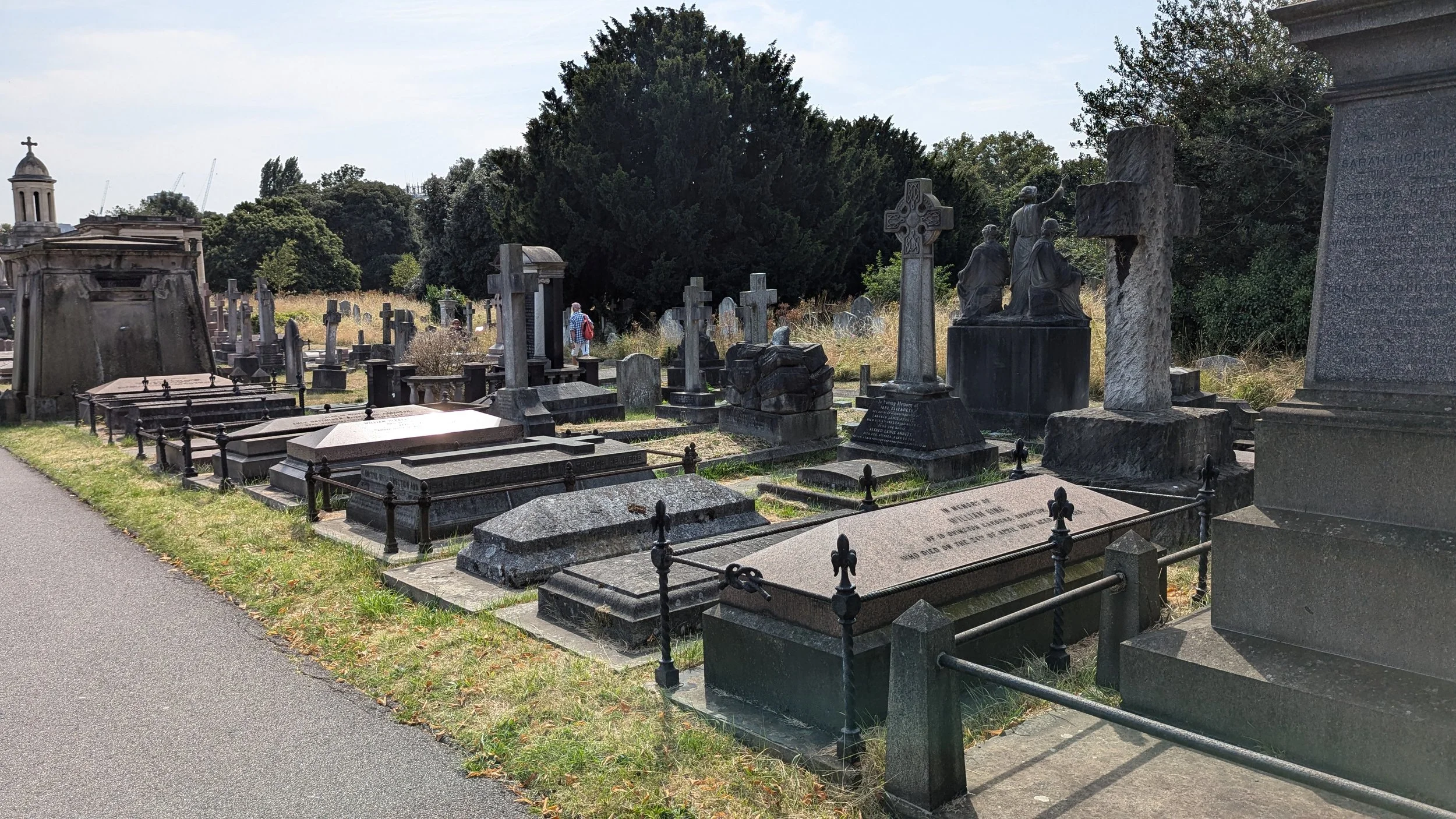 Brompton Cemetery (9).jpg