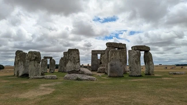 Stonehenge (1) 650.jpg