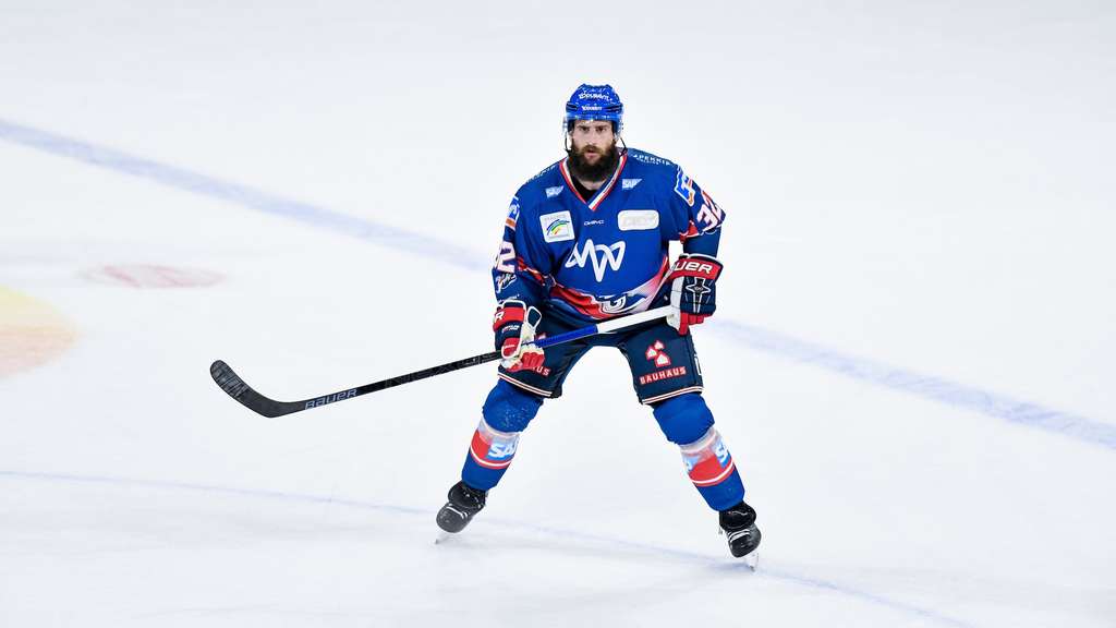 1835182905-adler-X1DHAIVGTa7.jpg