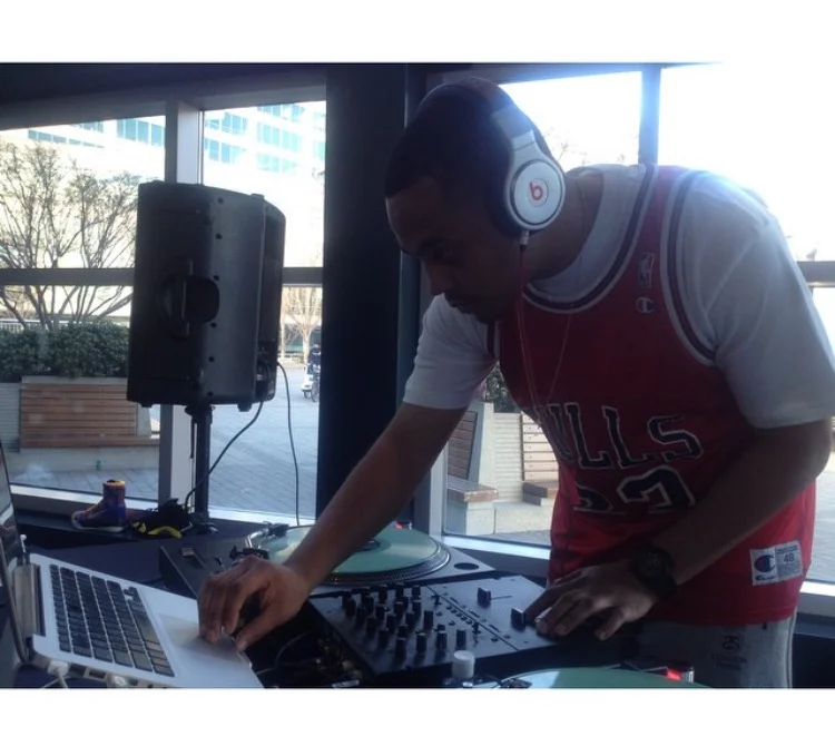 @dj_charma on the 1s and 2s all day long rocking the crowd