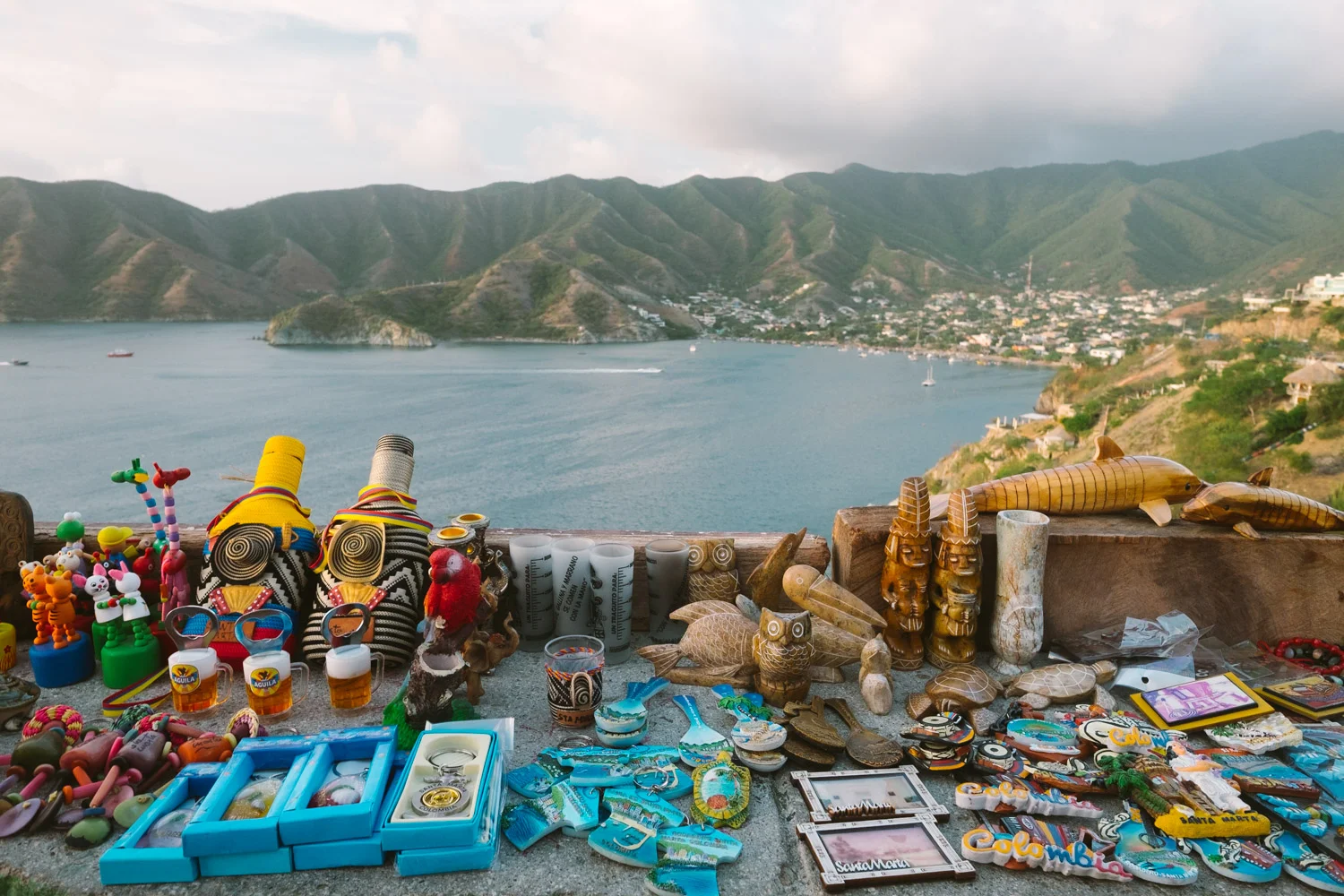 Local handcrafts and the beautiful view of Taganga bay.