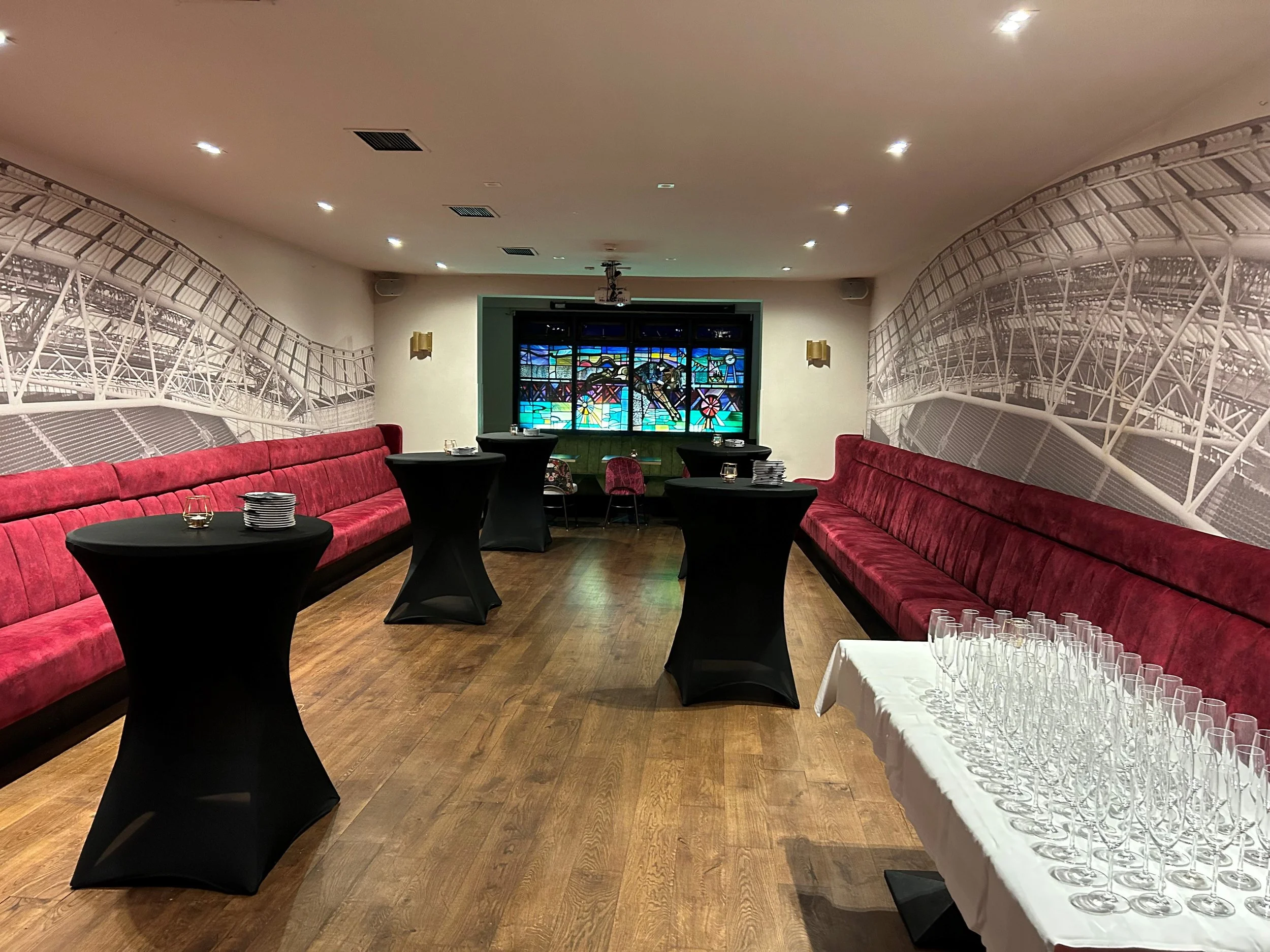 Aviva - Pod Set Up.jpg