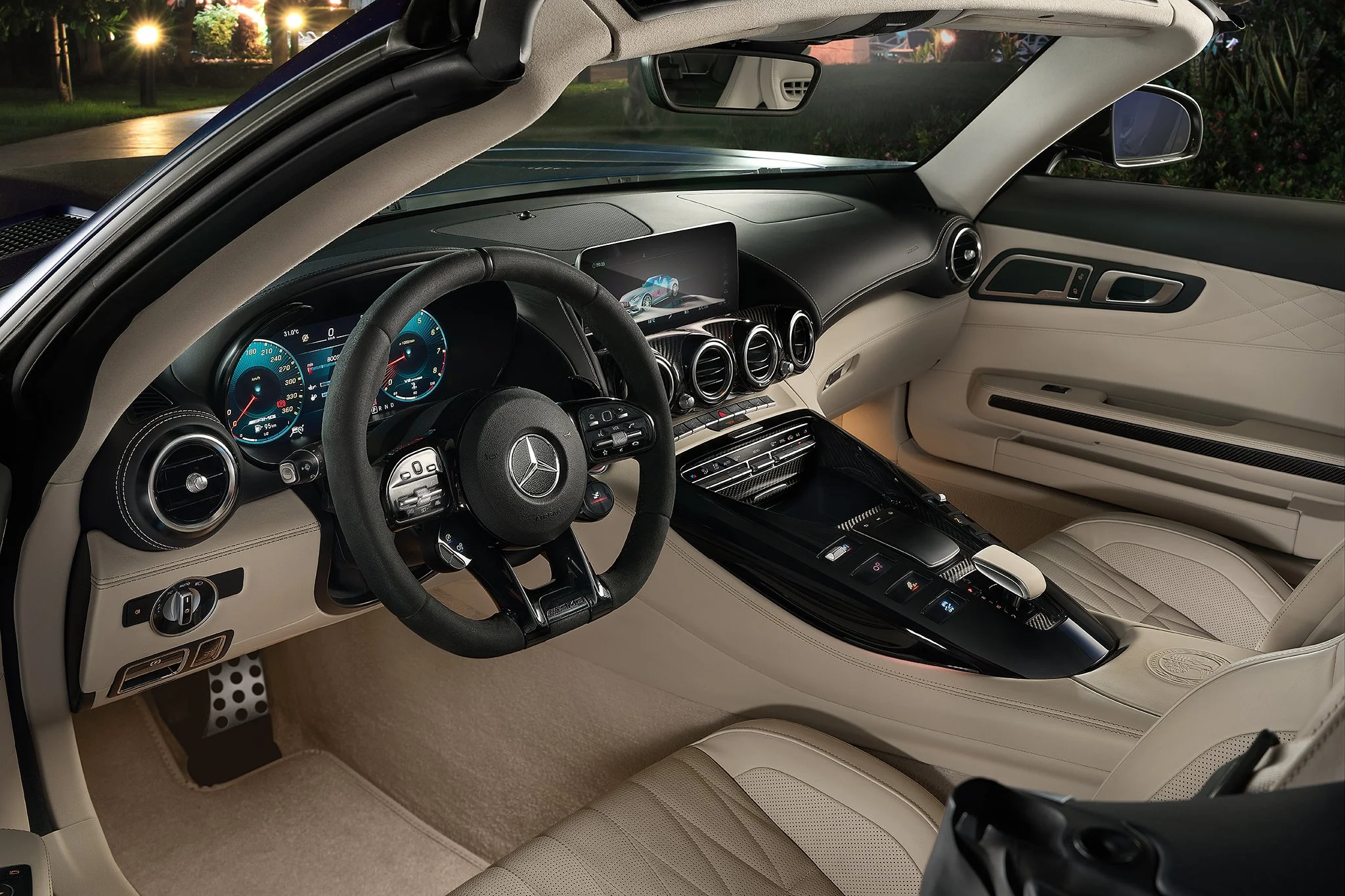RM11700 (1).jpg
