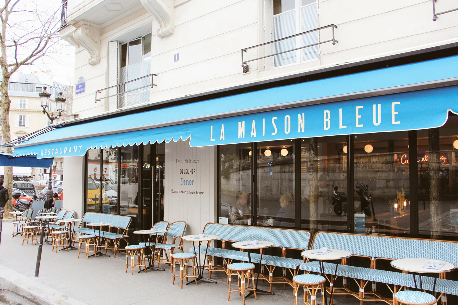 7 Place Franz Liszt 75010 Paris