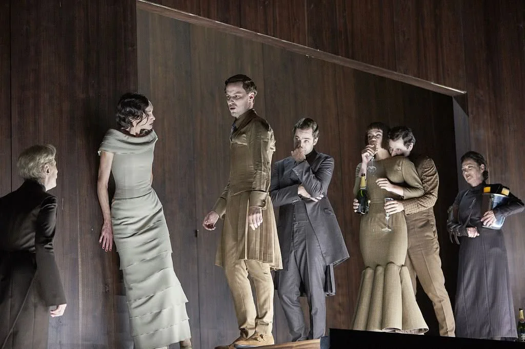 Tartuffe_Web_Foto_01_Horn.jpg