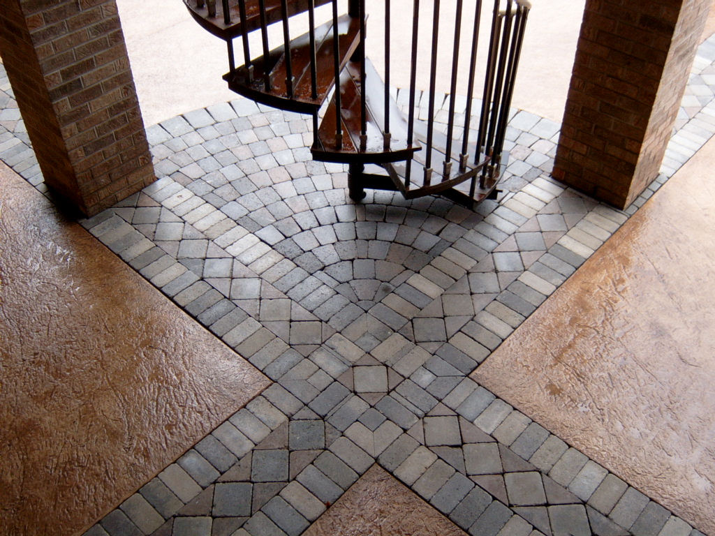 Earthscapes does killer walks and patios!