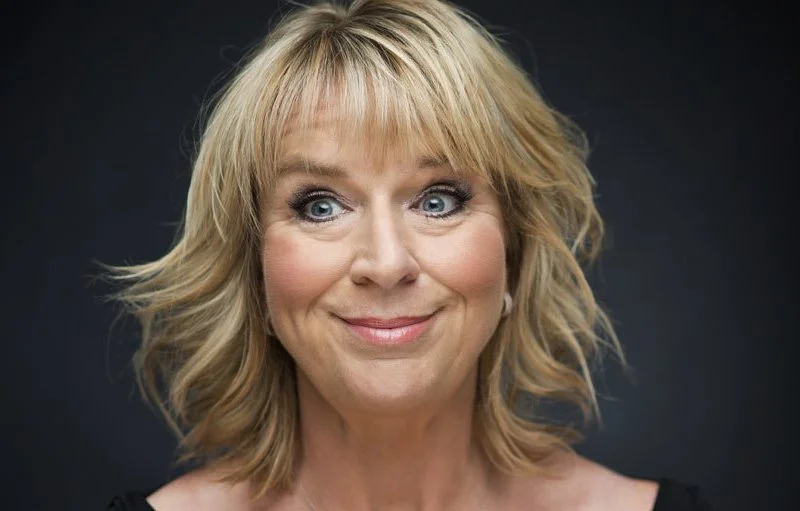 david-locke-photographer_fern_britton.jpeg