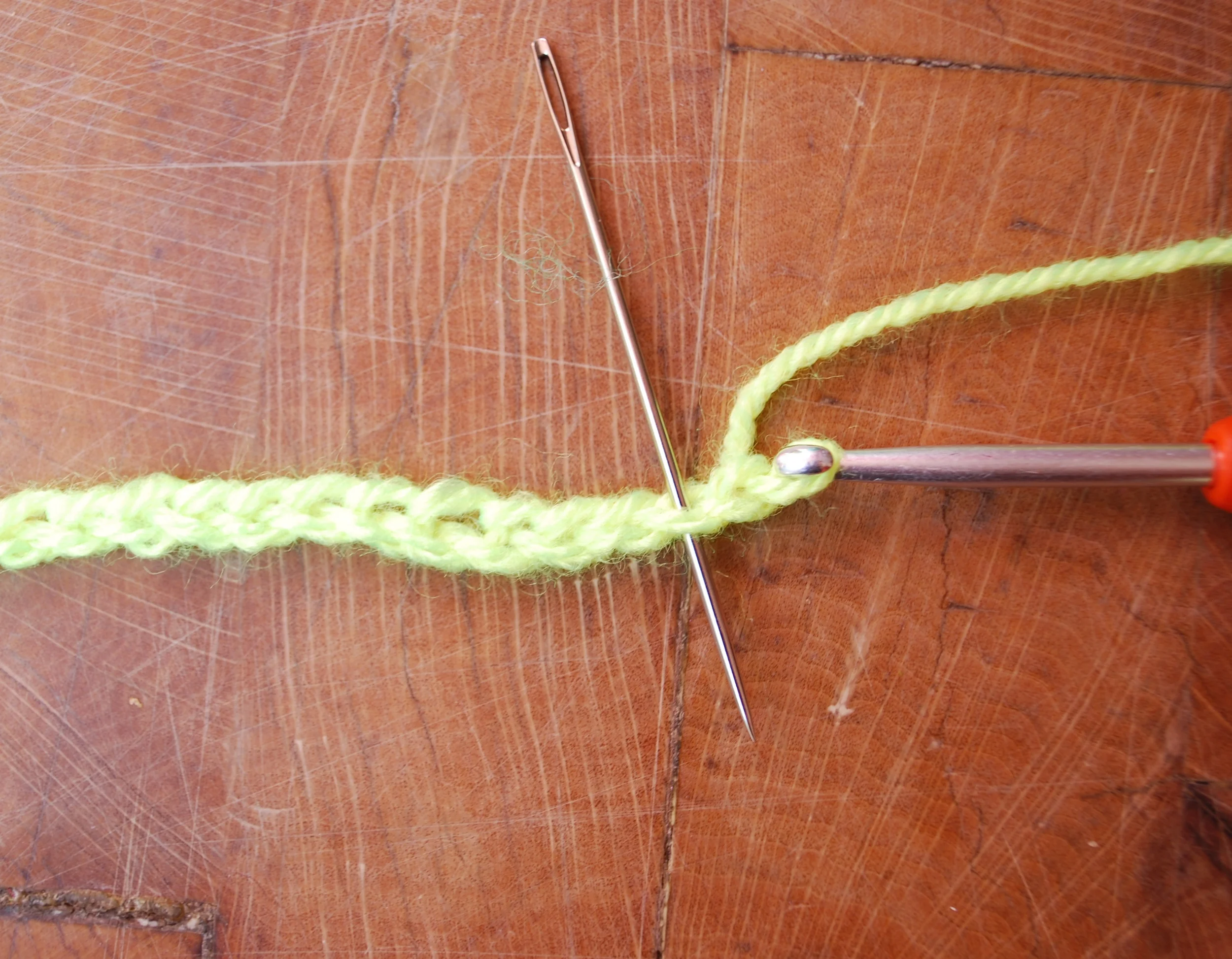 Spiral crochet the easiest pattern in the crochet world! EMMA LEITH