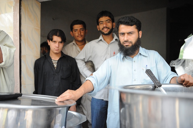 Food Vendors in Lahore.jpg