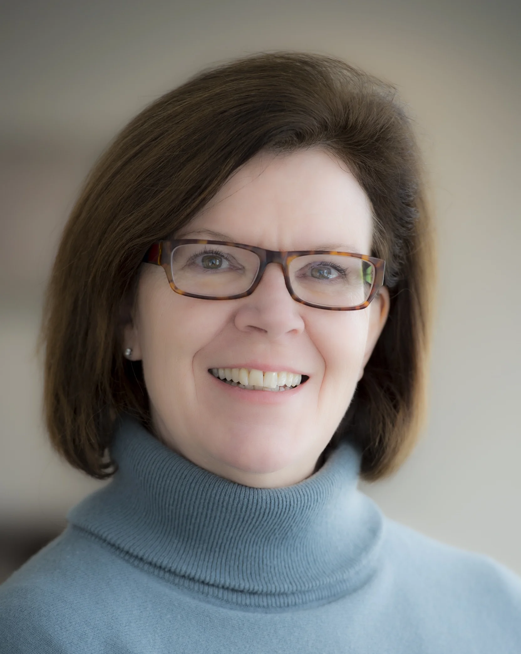 Sheila Smith "Intimate Rivals: Japanese Domestic Politics and a Rising China"