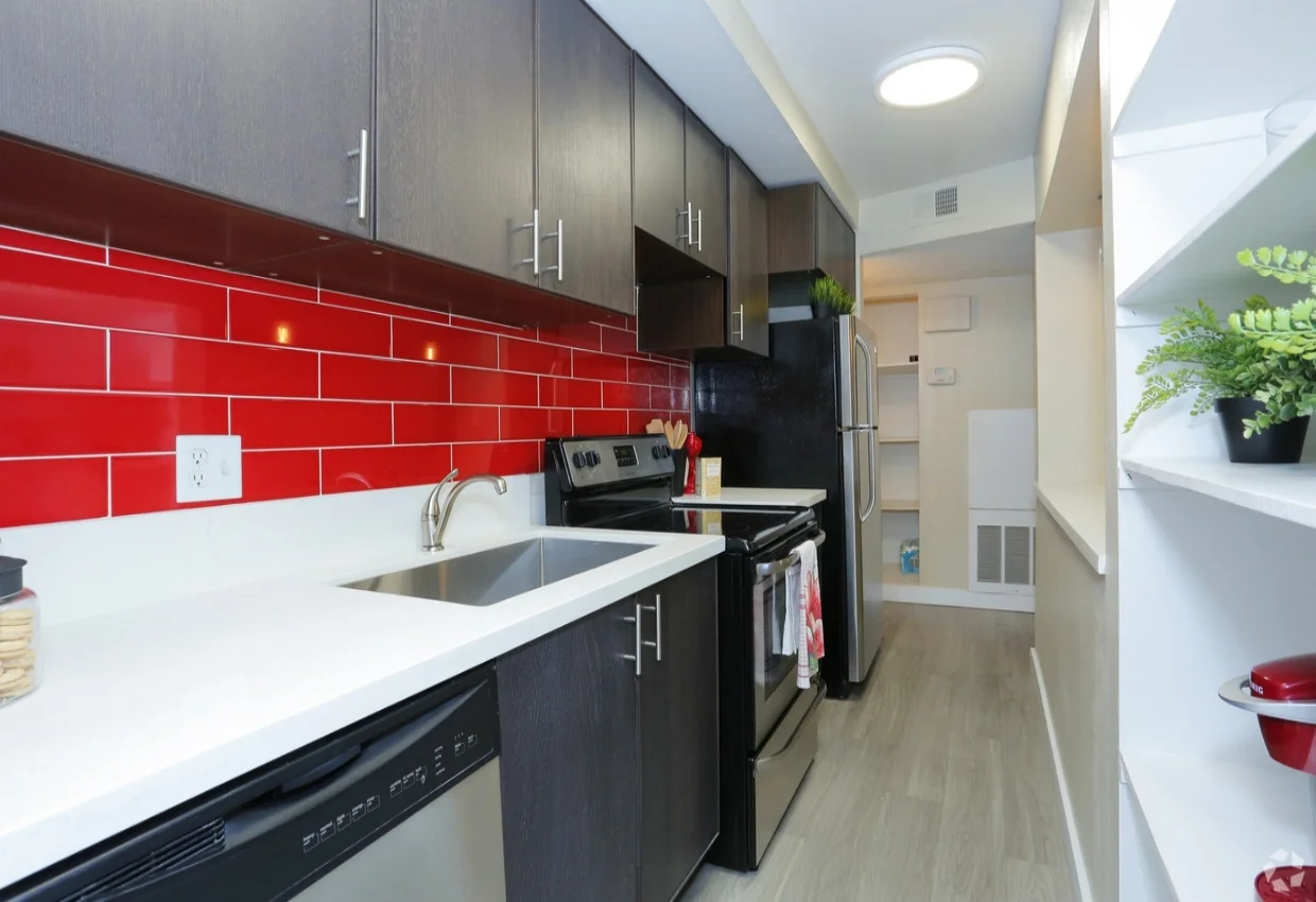 the-point-on-flamingo-las-vegas-nv-2br-2ba---1010-sf-kitchen.jpg