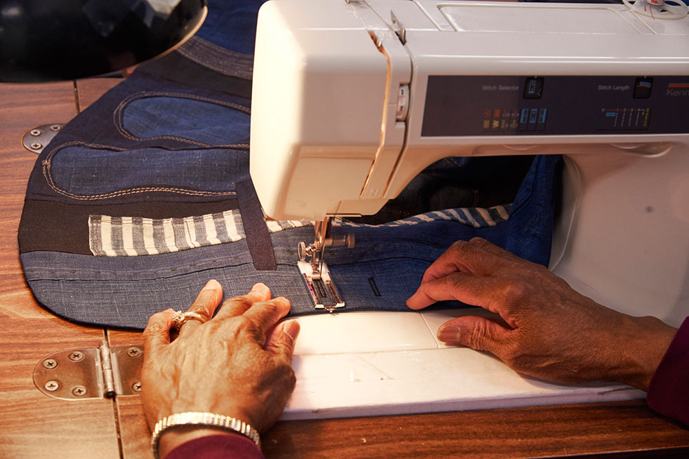 1500_ButtonHole_023.jpg