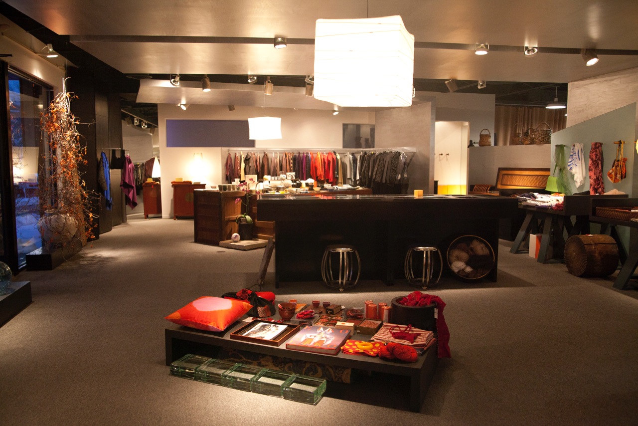 Our retail space – where we showcase our collection of clothing, accessories, objects, antiques and art.