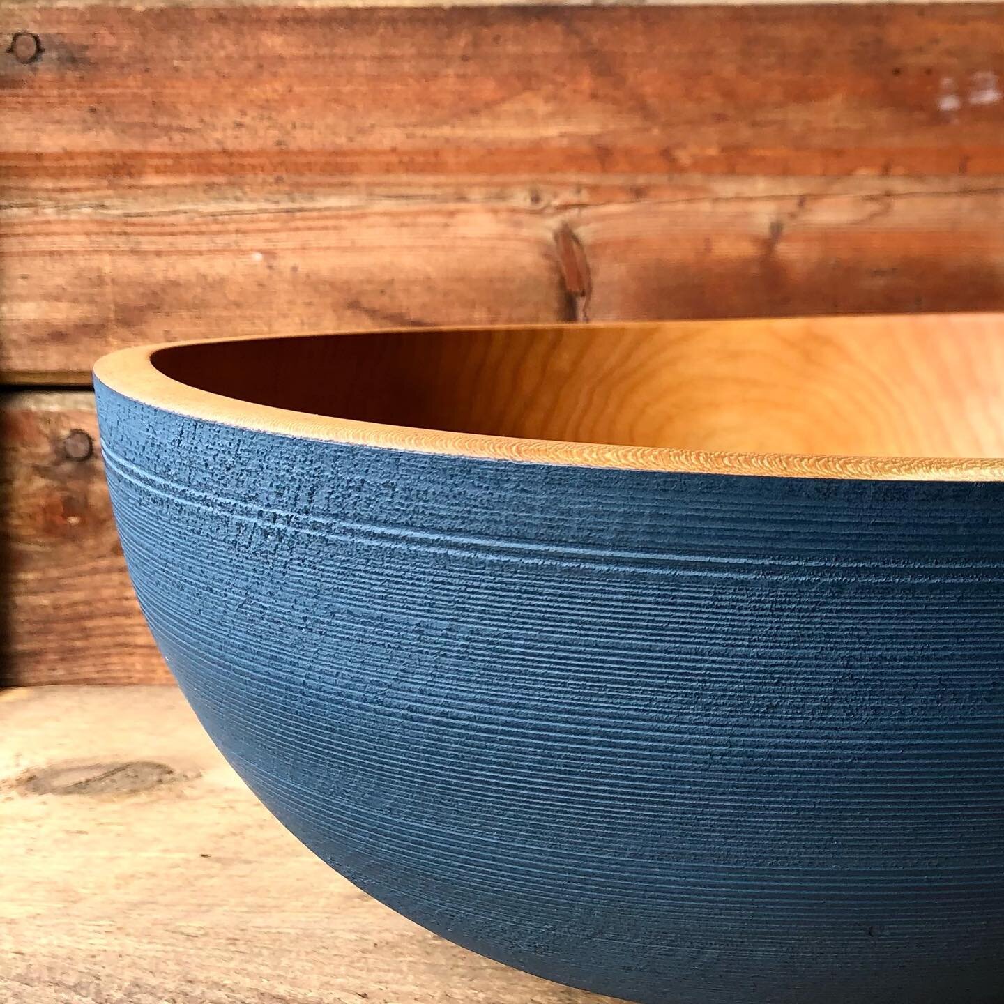 This and several other lovely bowls still looking for homes up on our site 😊. #handmade #holidays #giftideas #maker #theberkshires #homedecor #home #kitchen #diningroom #cook #woodenbowl