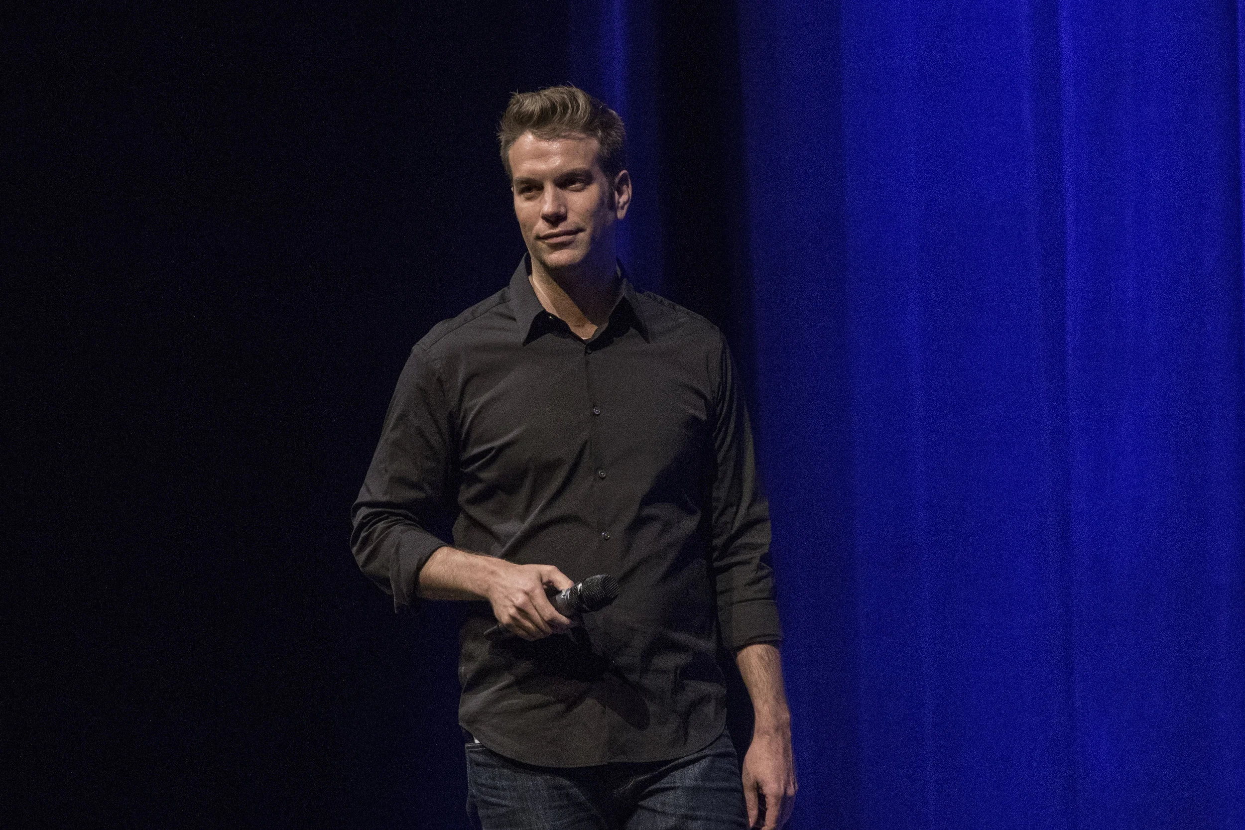 JESELNIK.jpg