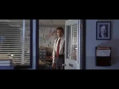 Original (better) ending scene of The Usual Suspects