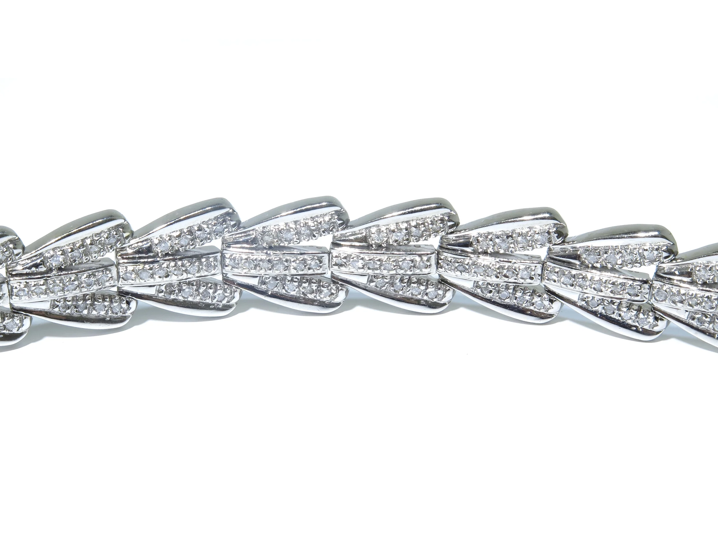 14k White Gold Prong Set White Diamond 2.25ct Beautiful Bracelet