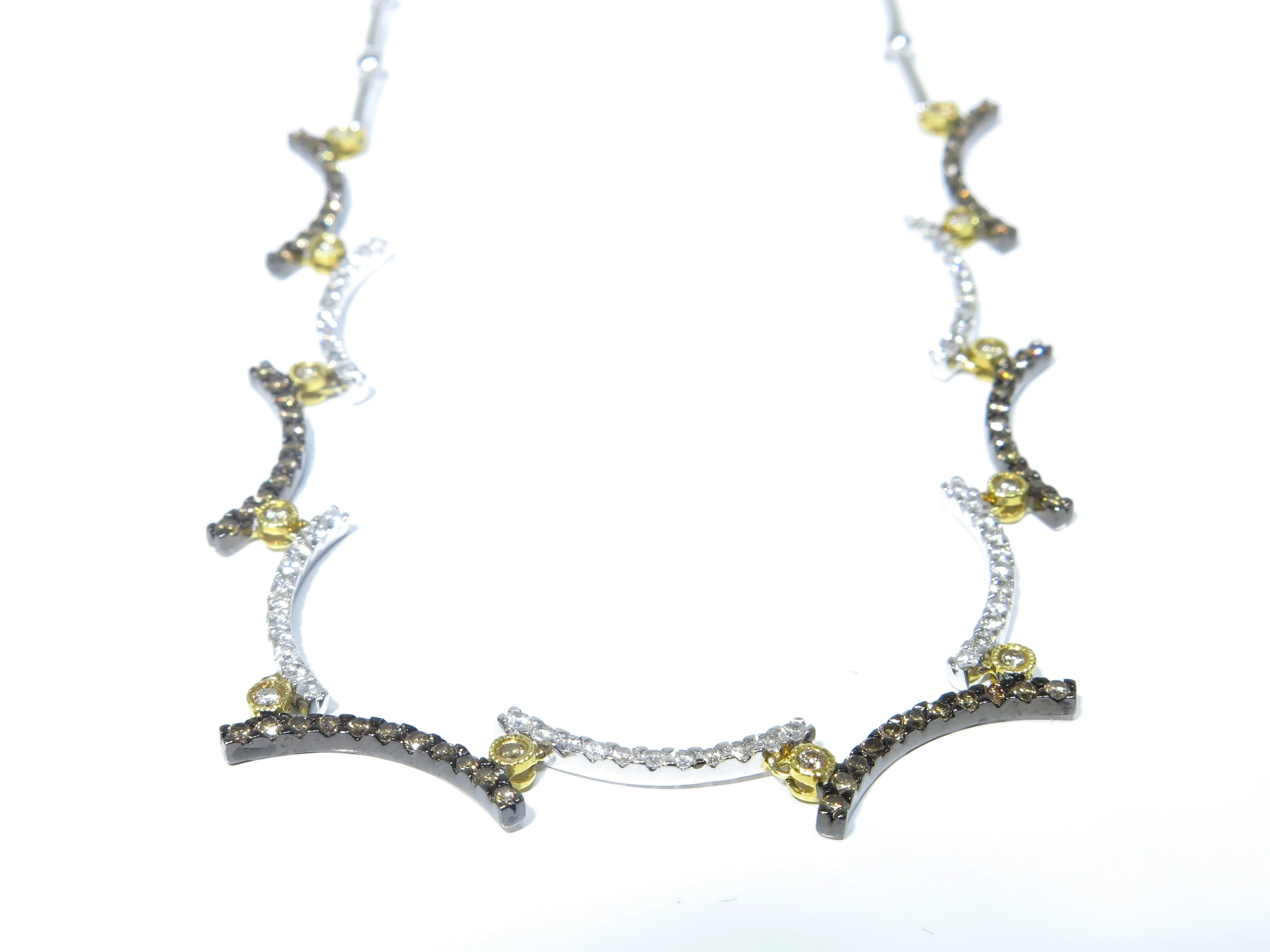 18k Yellow & White Gold 1.20ct Chocolate & White Diamond Necklace