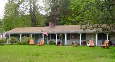 Creekside Inn