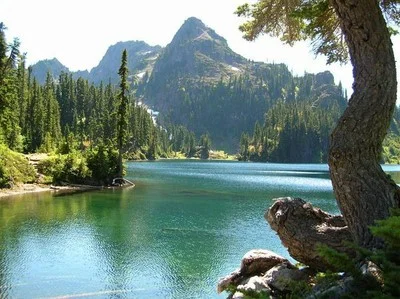 Upper Lena Lake Trail