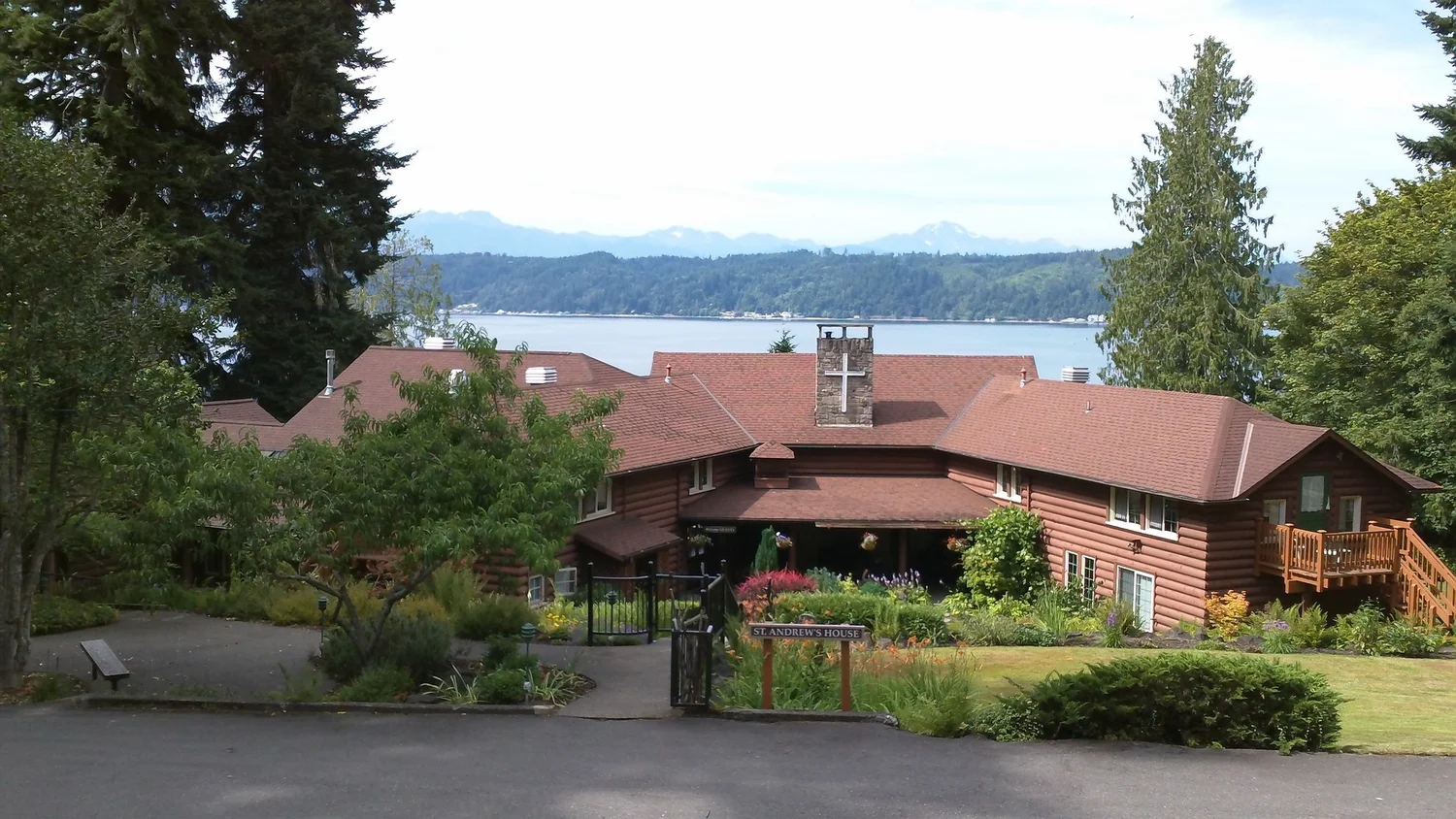 St. Andrew’s House — Explore Hood Canal