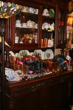 Lady of the Lake Antiques