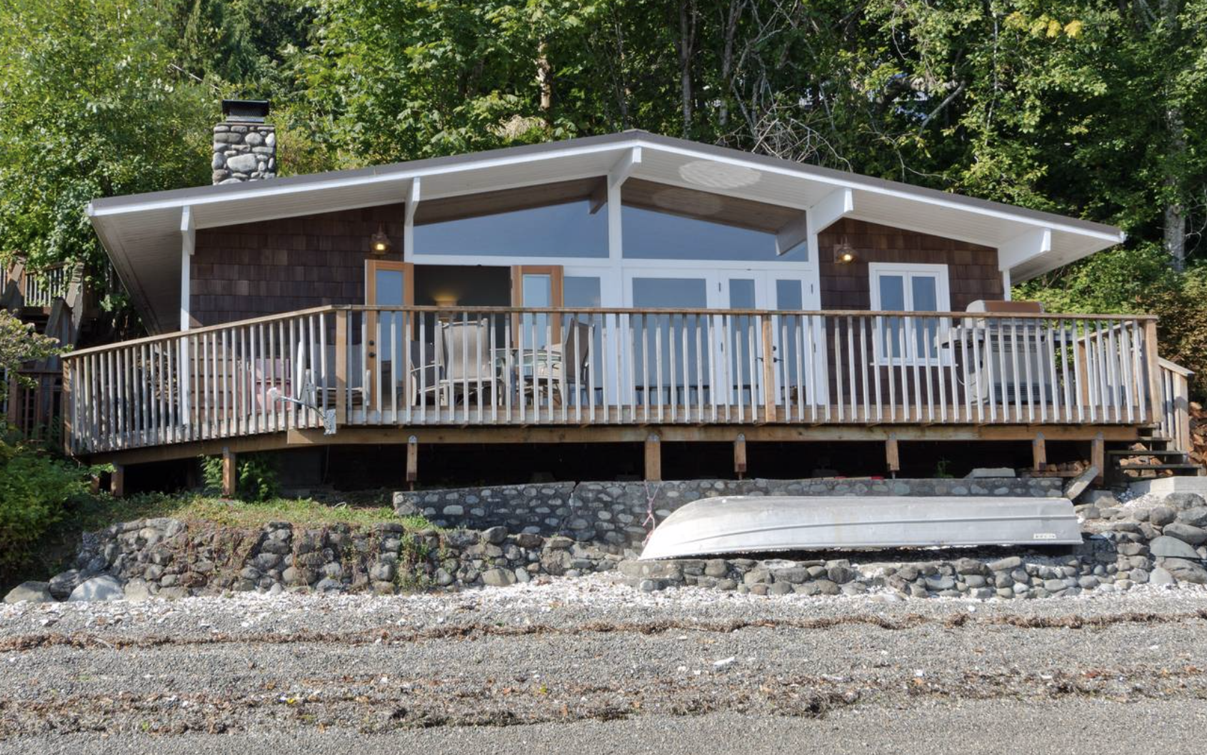 Beachfront House at Octopus Hole