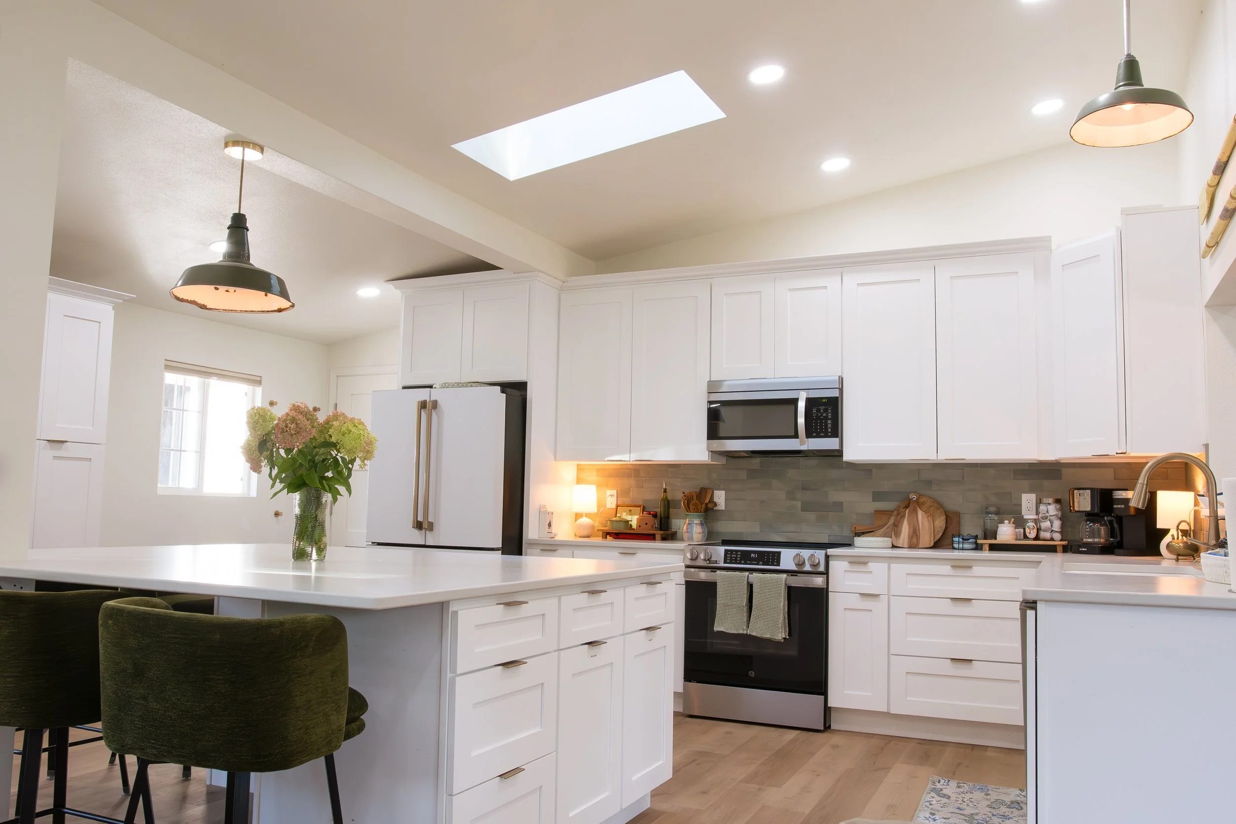 Listing2_Kitchen_500_1250-Enhanced-NR+(1).jpeg