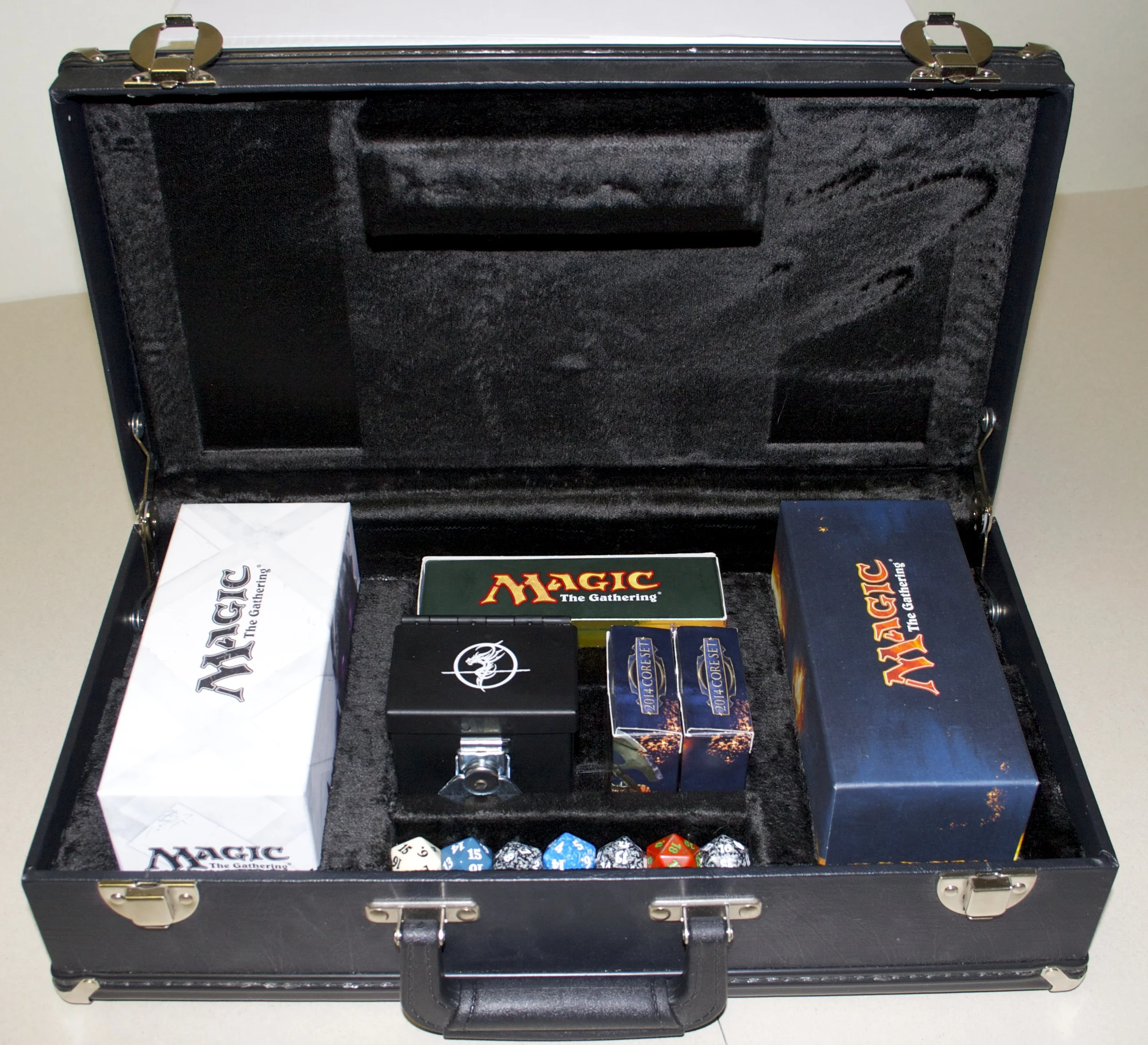 The first case made for Magic. Originally made for our VP and his set. This case started it all.