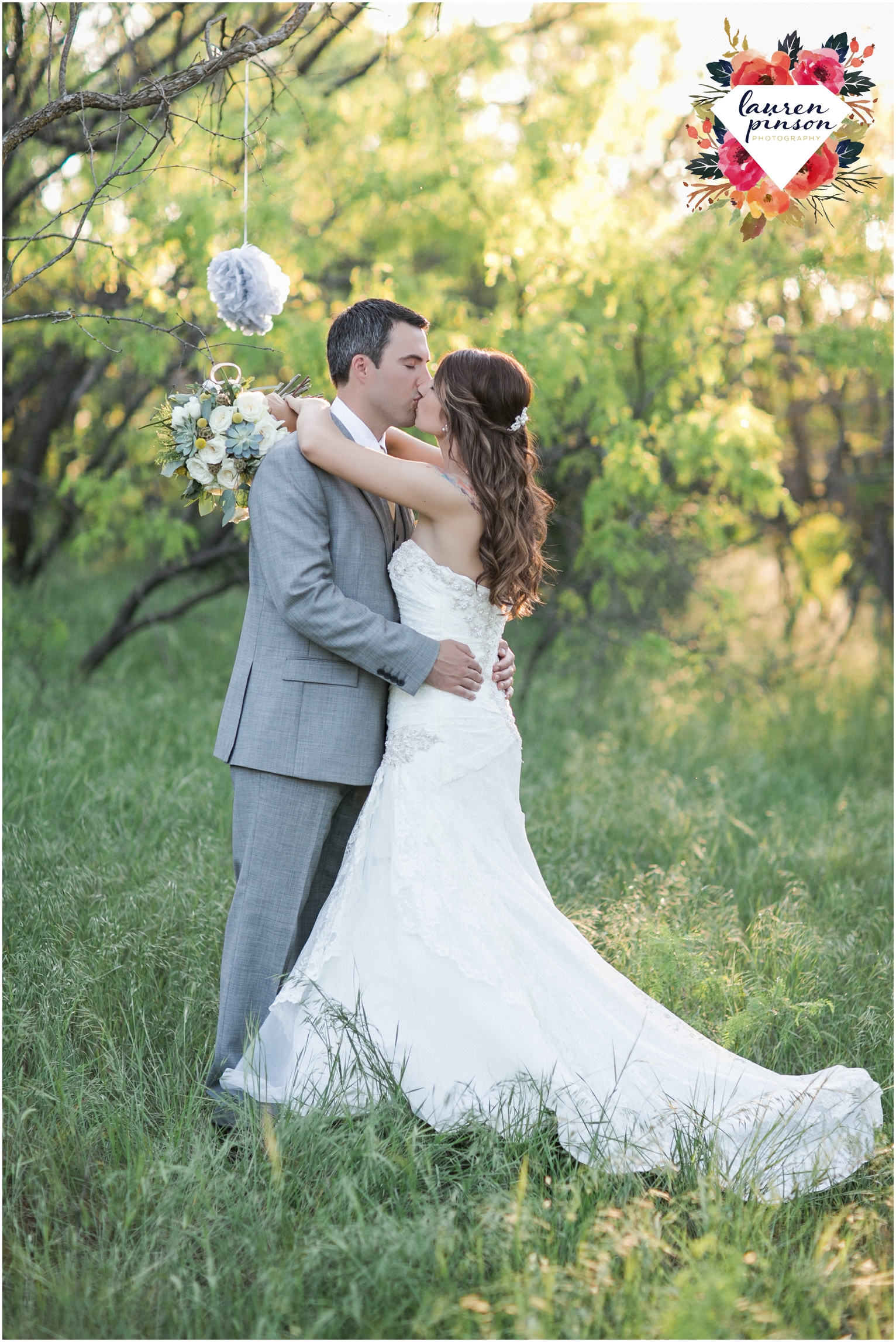 wichita-falls-wedding-photographer-oklahoma-wichita-mountains-bridal-session-bridals-photography_0760.jpg