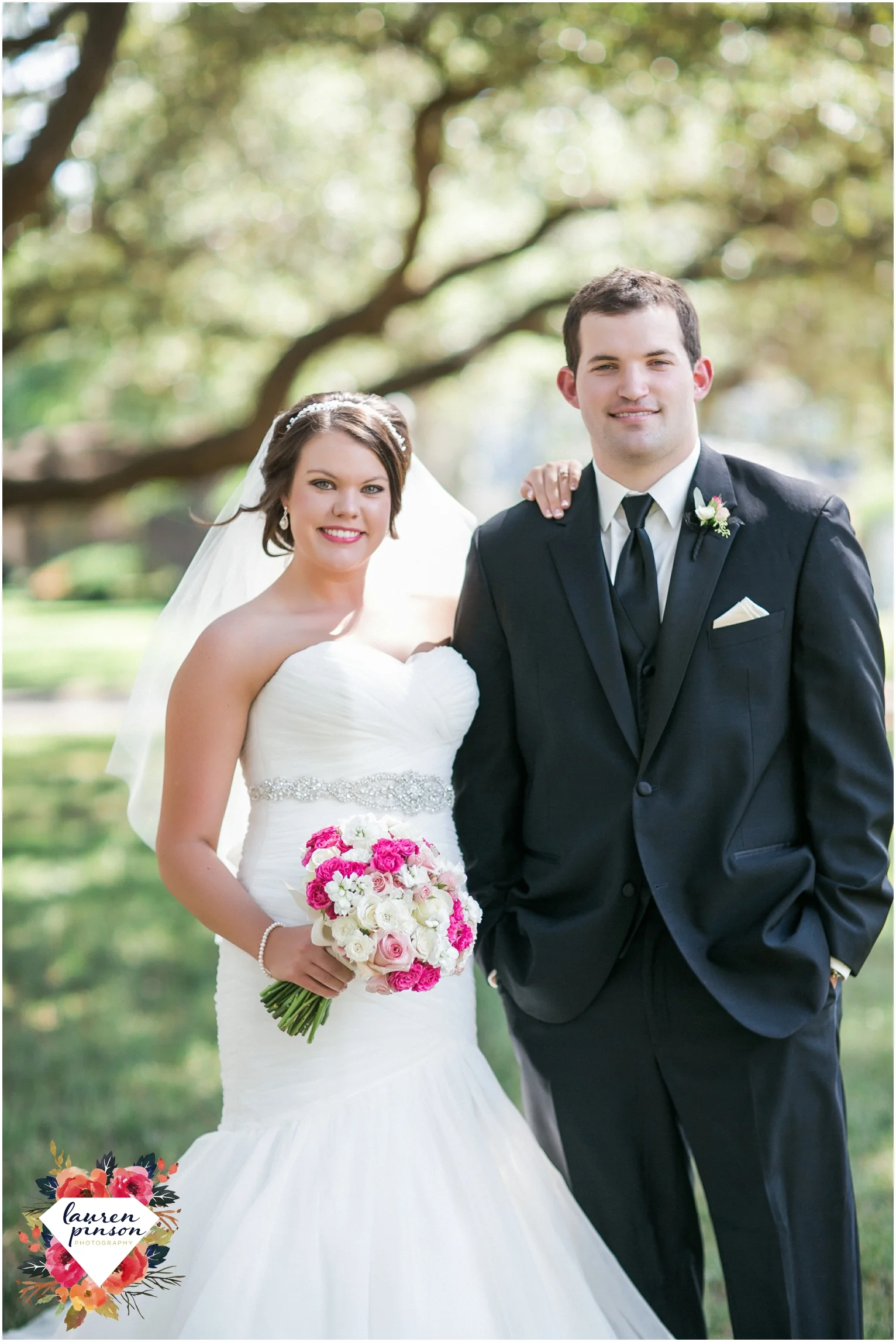 wichita-falls-wedding-photographer-kemp-center-at-the-forum-photography-two-clever-chicks_1008.jpg