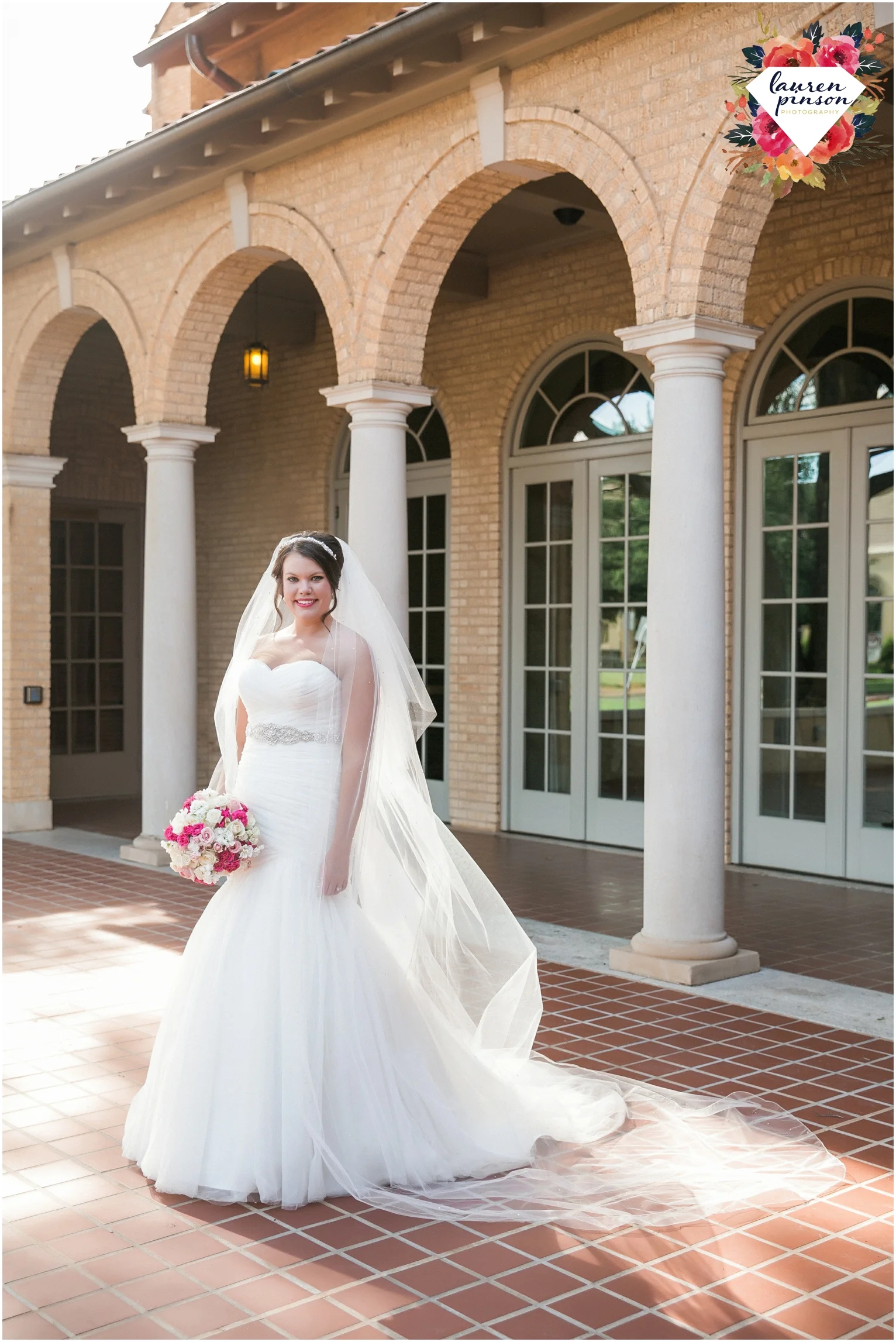 wichita-falls-wedding-photographer-kemp-center-at-the-forum-photography-two-clever-chicks_1035.jpg
