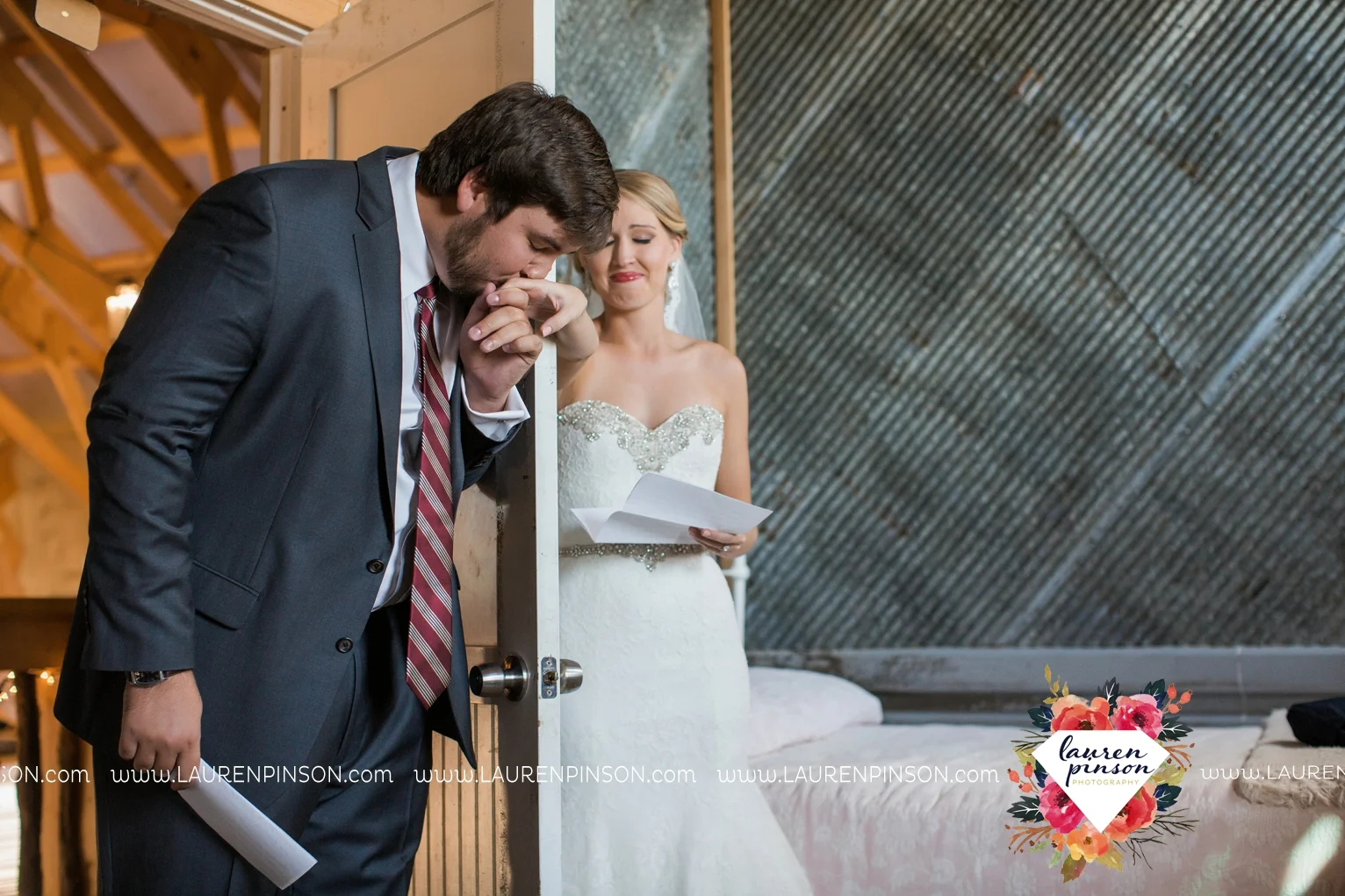fort-worth-dfw-wedding-photographer-cleburne-jones-barns-at-willow-creek-ranch-wichita-falls-wedding-photographer-waco-texas-029.jpg