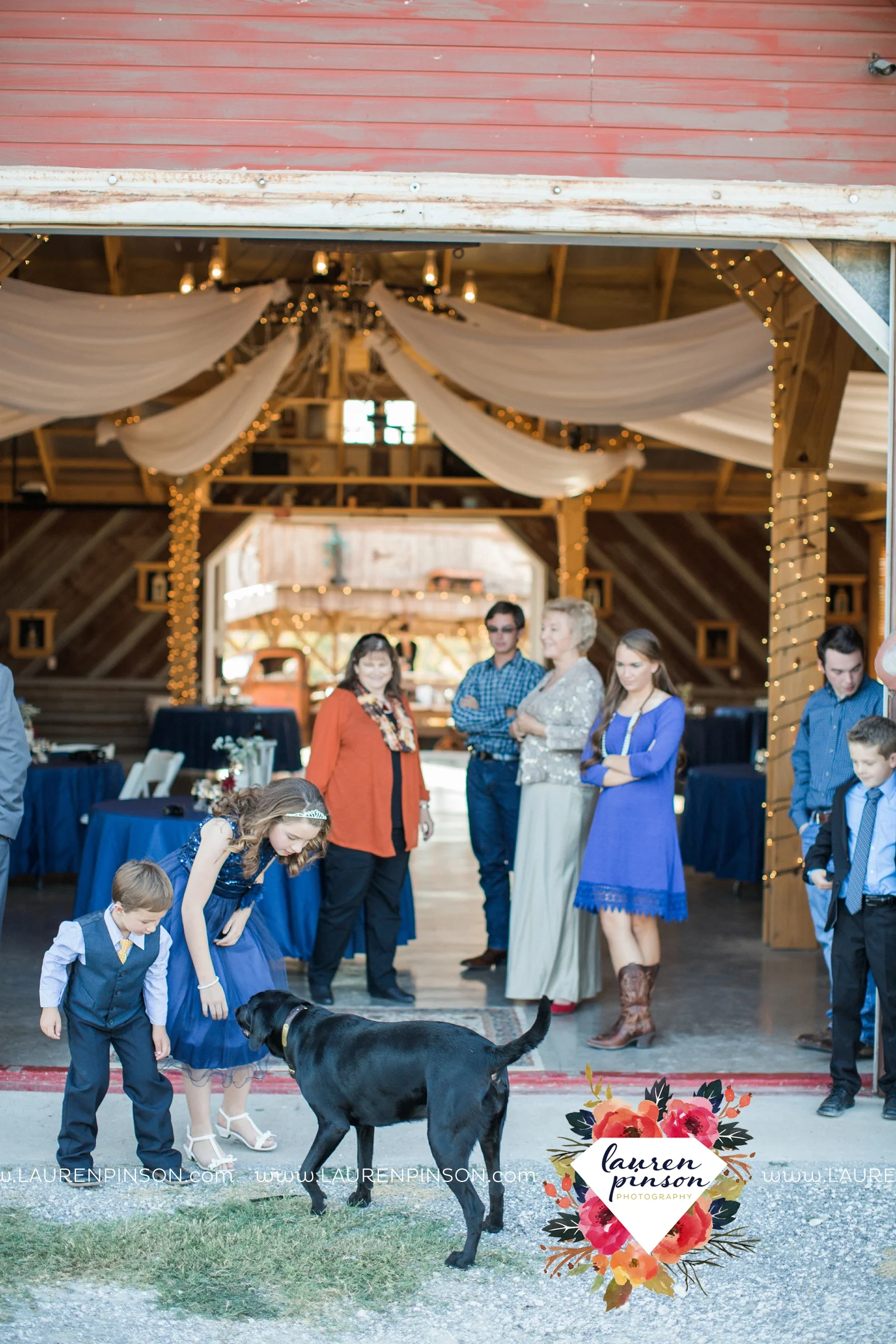 fort-worth-dfw-wedding-photographer-cleburne-jones-barns-at-willow-creek-ranch-wichita-falls-wedding-photographer-waco-texas-050.jpg