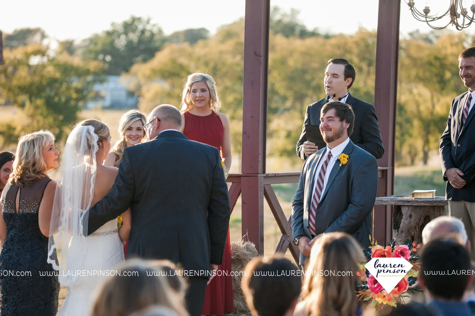 fort-worth-dfw-wedding-photographer-cleburne-jones-barns-at-willow-creek-ranch-wichita-falls-wedding-photographer-waco-texas-059.jpg