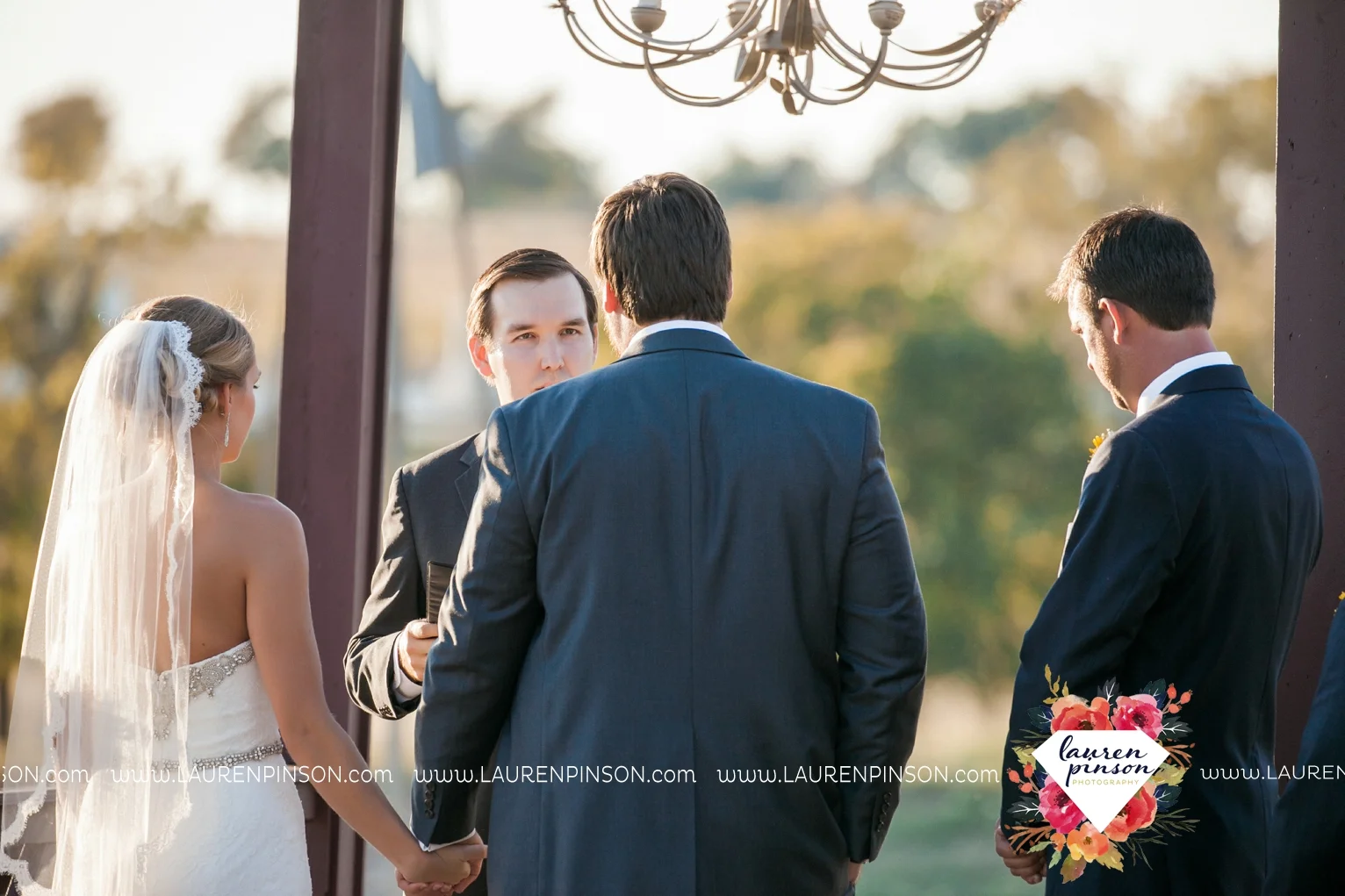 fort-worth-dfw-wedding-photographer-cleburne-jones-barns-at-willow-creek-ranch-wichita-falls-wedding-photographer-waco-texas-062.jpg