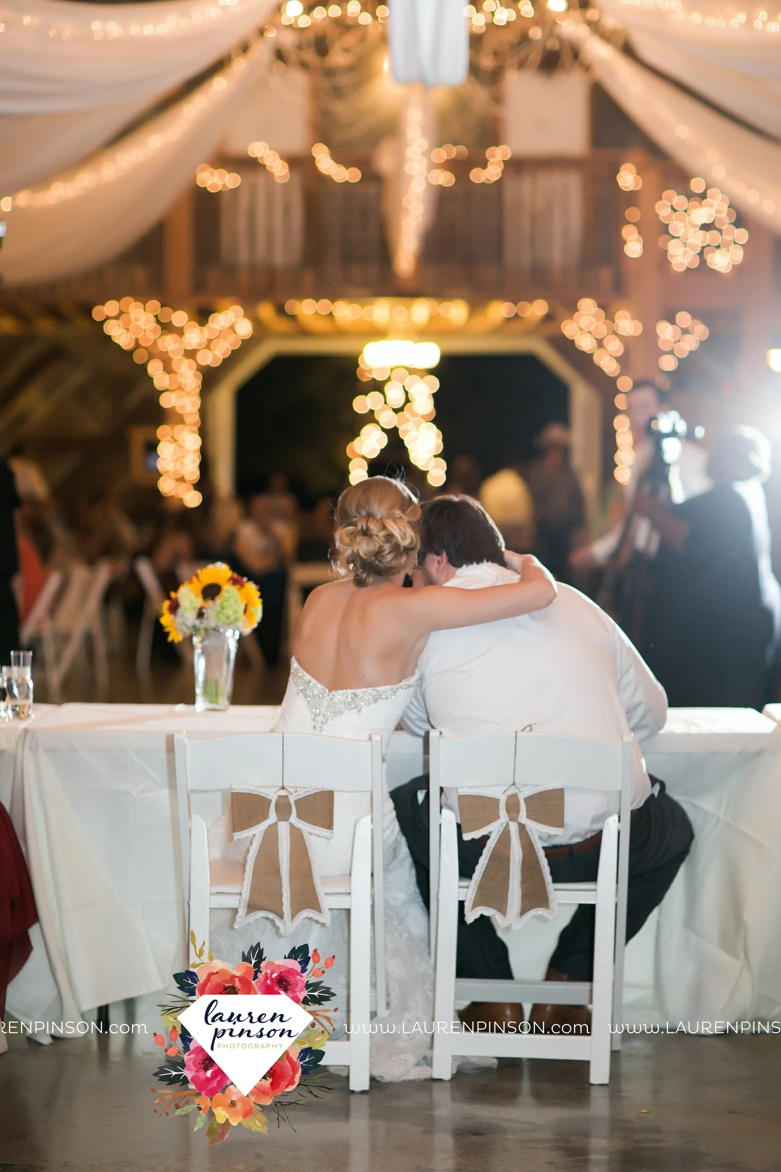 fort-worth-dfw-wedding-photographer-cleburne-jones-barns-at-willow-creek-ranch-wichita-falls-wedding-photographer-waco-texas-104.jpg