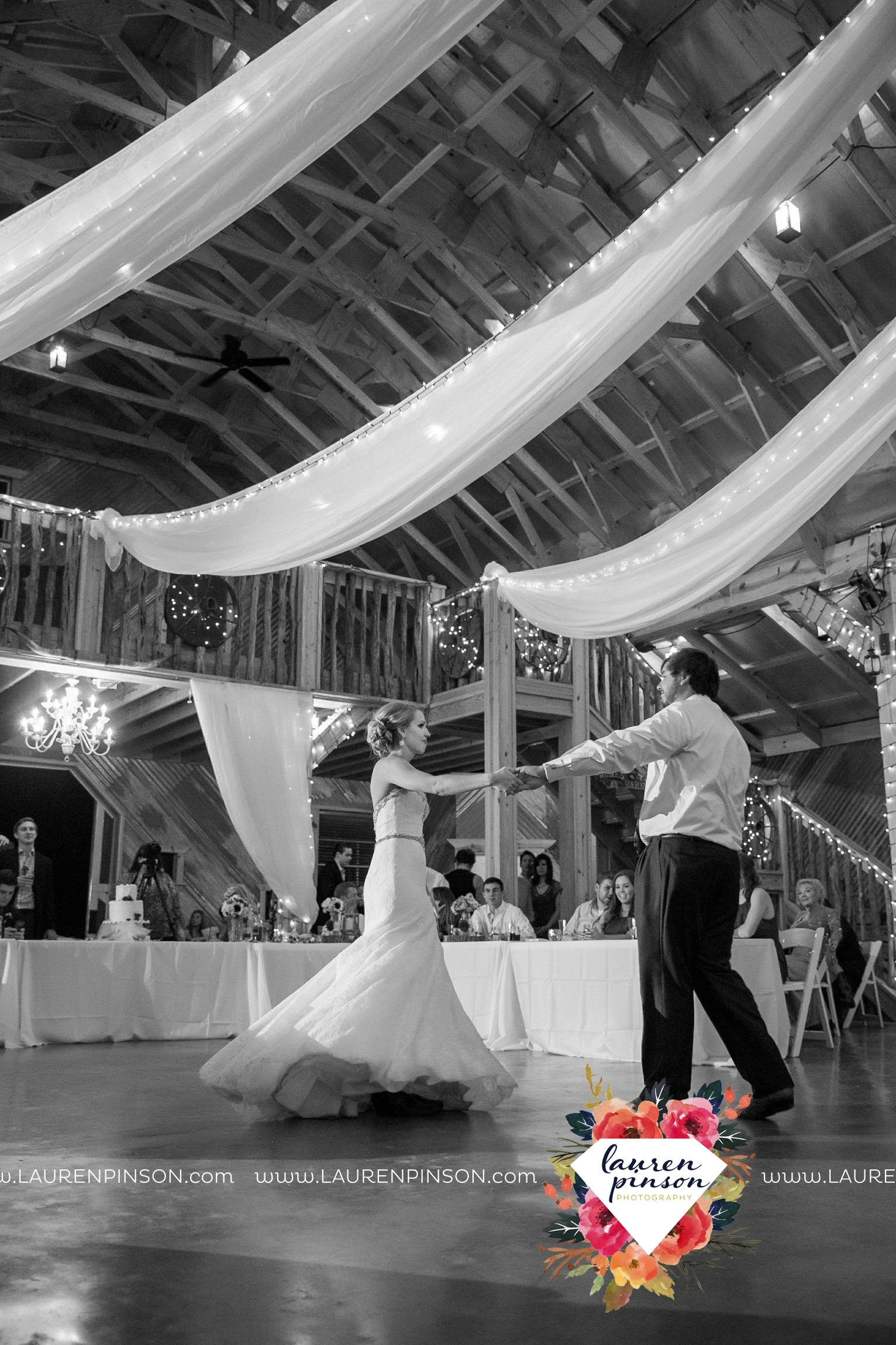 fort-worth-dfw-wedding-photographer-cleburne-jones-barns-at-willow-creek-ranch-wichita-falls-wedding-photographer-waco-texas-108.jpg