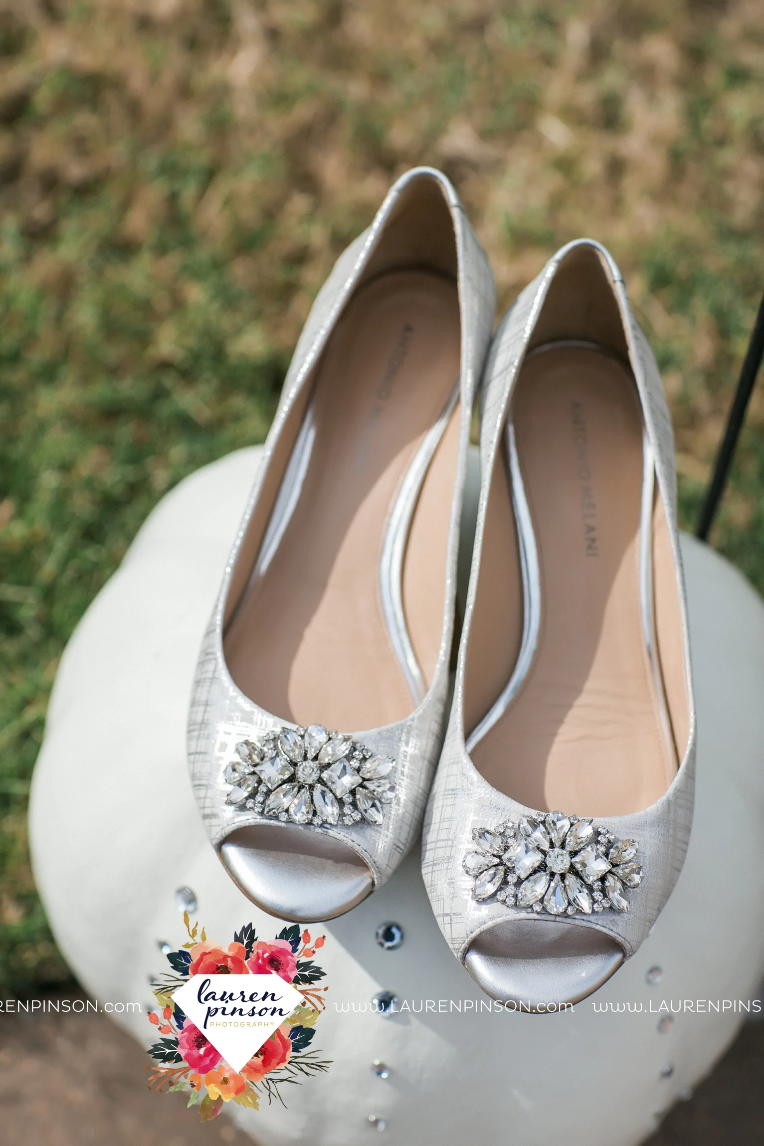 kemp-center-for-the-arts-wichita-falls-texas-wedding-photographer-fall-wedding-pumpkins-116.jpg