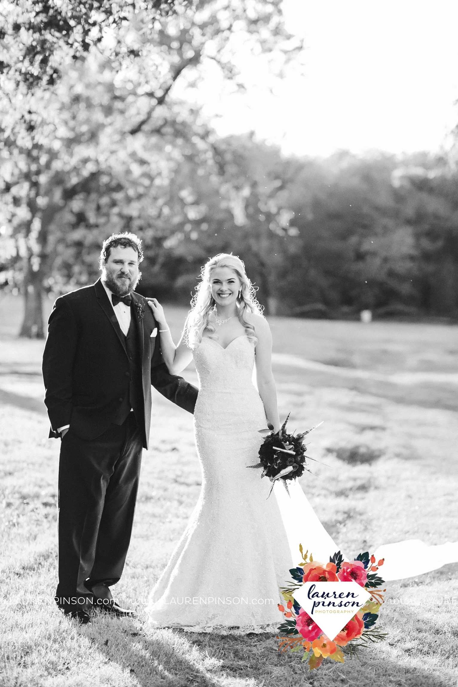 rustic-wichita-falls-texas-wedding-photographer-gold-glam-mayfield-events-market-street-united-allue-bridals-fall_1764.jpg