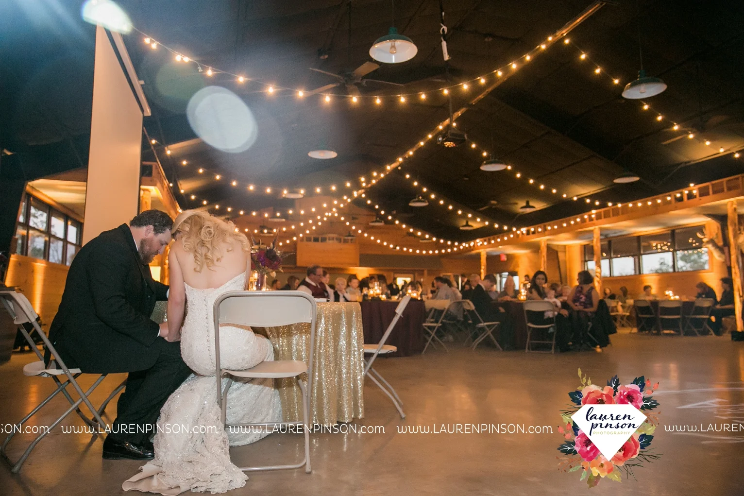 rustic-wichita-falls-texas-wedding-photographer-gold-glam-mayfield-events-market-street-united-allue-bridals-fall_1780.jpg