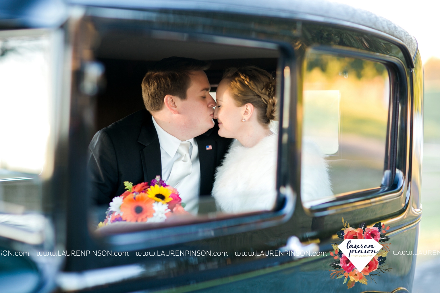 bells-texas-wedding-photography-at-willowood-ranch-chapel-north-texas-wichita-falls-wedding-photographer_1859.jpg