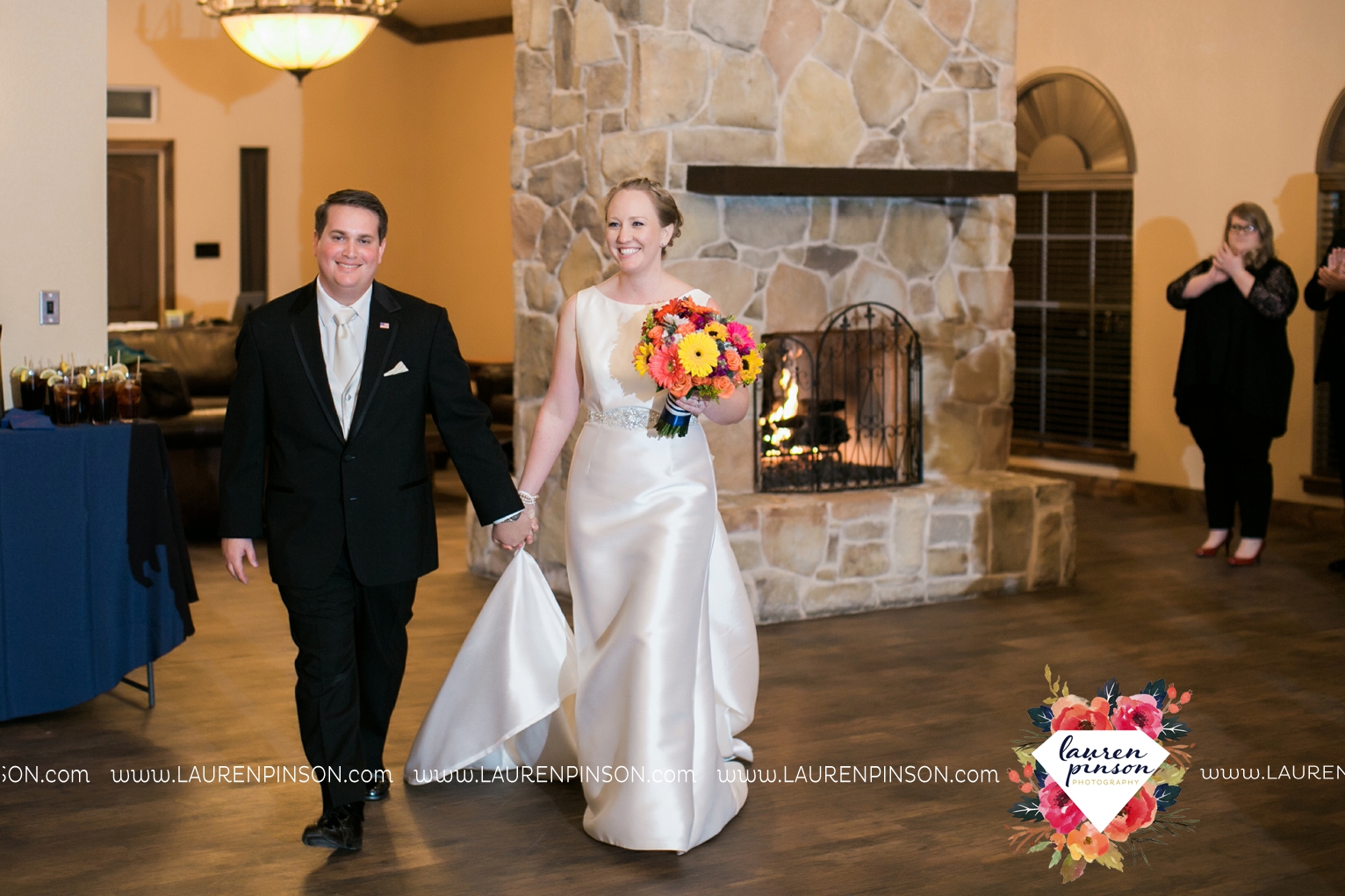 bells-texas-wedding-photography-at-willowood-ranch-chapel-north-texas-wichita-falls-wedding-photographer_1893.jpg