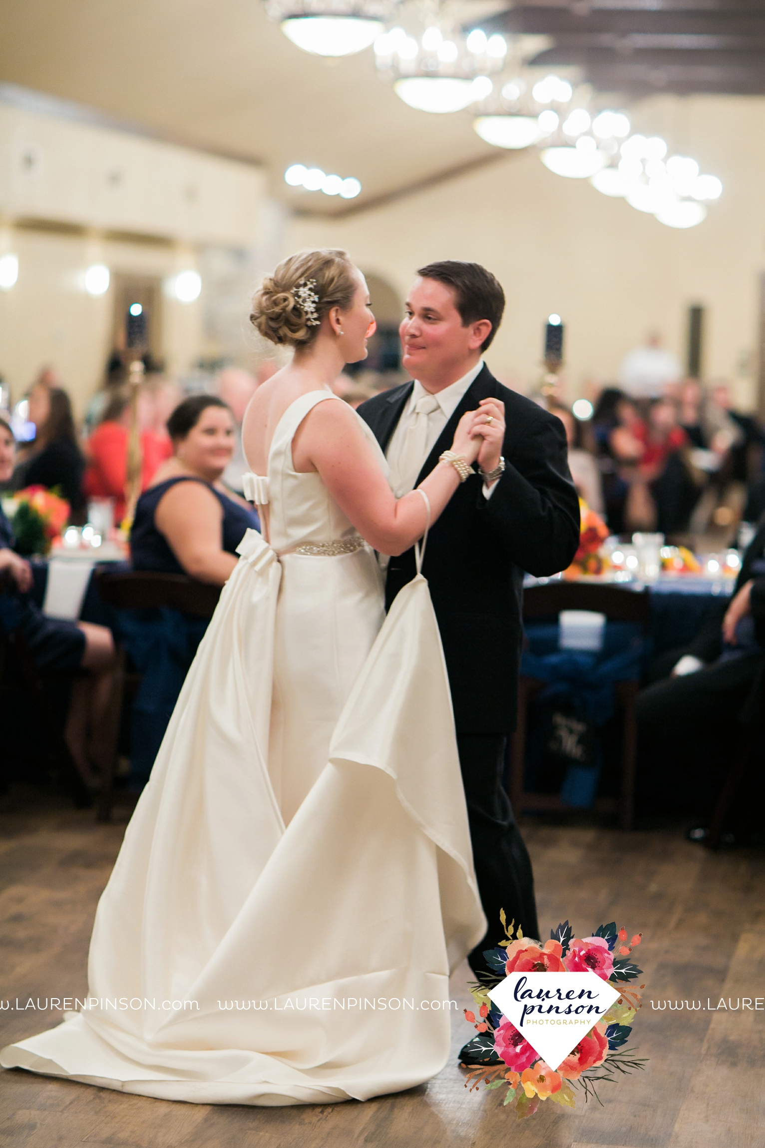 bells-texas-wedding-photography-at-willowood-ranch-chapel-north-texas-wichita-falls-wedding-photographer_1894.jpg